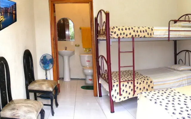 Hostal Maxima