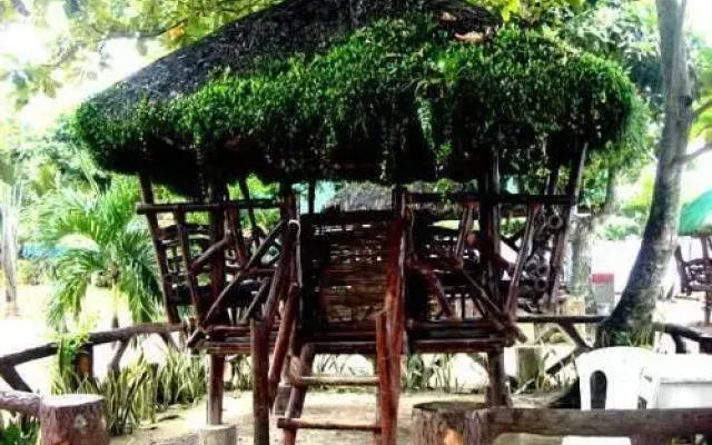 Fernandez Beach and Garden Resort