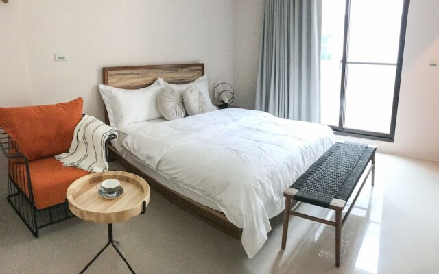 Lingxian B&B