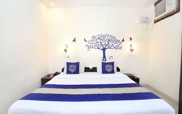 OYO 3004 Hotel Star City