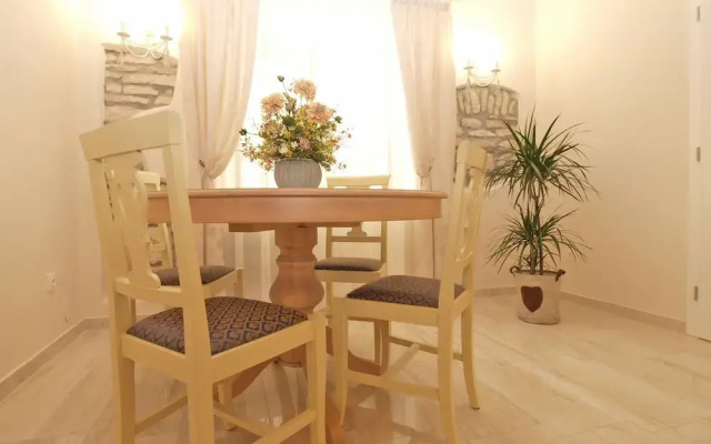 Apartment 1654