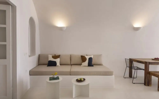 Bluedome Cavehouses by Otium Villas