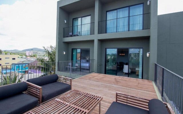 Sugar Marina Hotel - AVIATOR - Phuket Airport