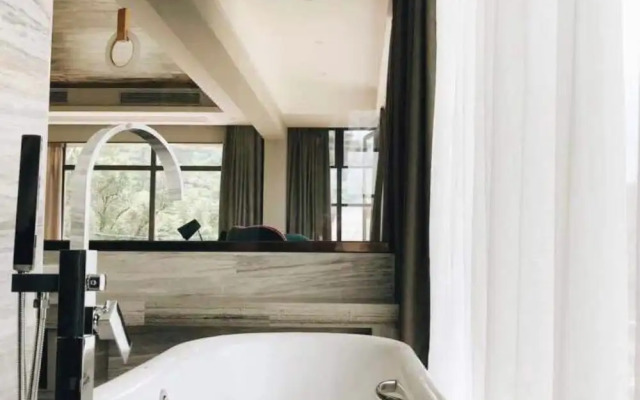 Floral Hotel Anji Tianhuangpingshan