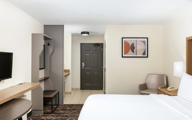 Holiday Inn Redding by IHG