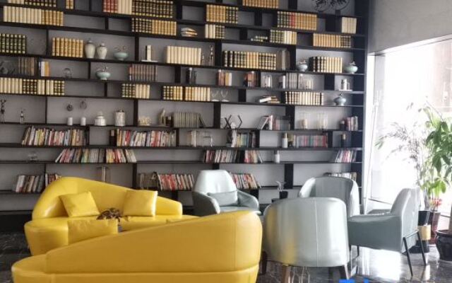 Hongye Ziling Hotel