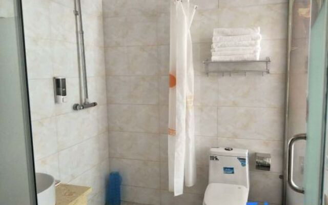 Pai Hotel (Beijing Capital Airport Linhe Development Zone)