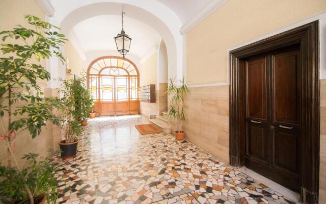 Candia Domus Vaticano