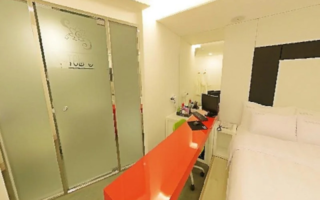 Sol Hotel