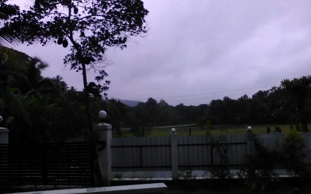 The Breeze Pinnawala Homestay