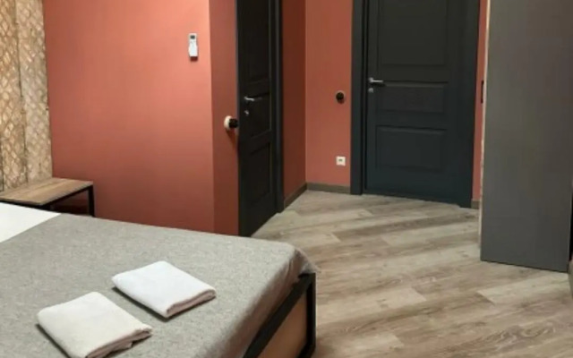 Меблированные комнаты Star Comfort (Стар Комфорт) на улице Марата