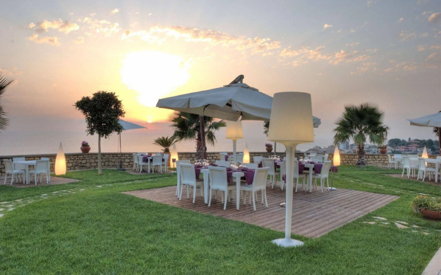 Bouganville Palace Hotel
