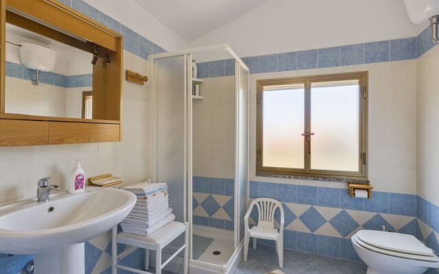 Lovely Holiday Home in Tresnuraghes near Sea