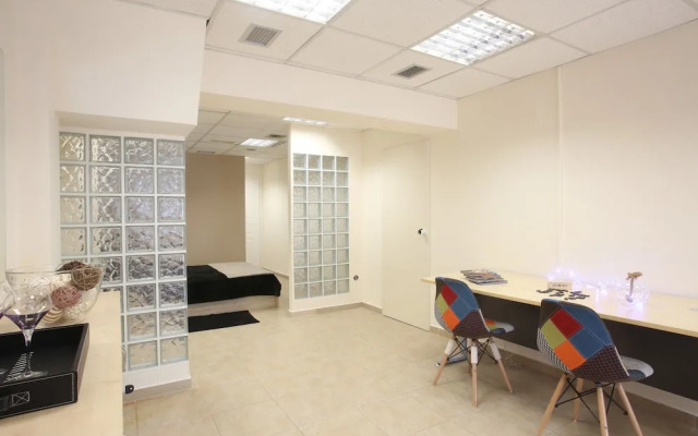 GK Airport Suites - Free Shuttle