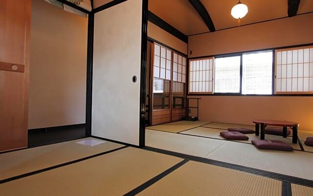 Brian Machiya Inn