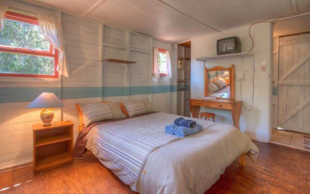 Woodlands Cottages & Camping