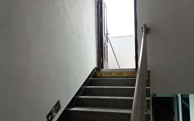 Wenxian Chenjiagou Qingfengling Farmhouse