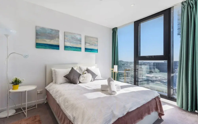 FV Dream 2 BED Apt+ Pool+ Free Parking Qfv211-16