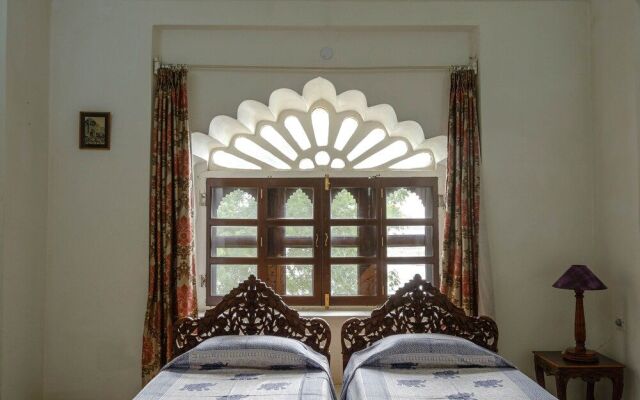 Hotel Rajmahal Palace