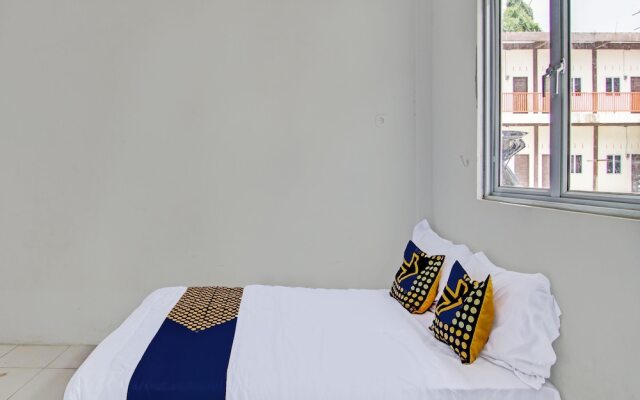 Hotel O Homestay Dinda Syariah Near Masjid Al Amin