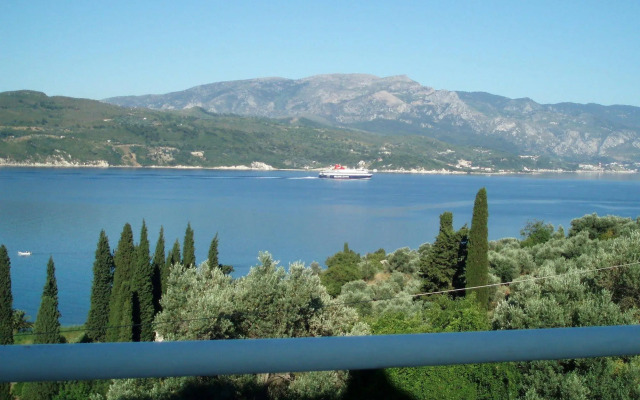 Scorpios Hotel & Suites