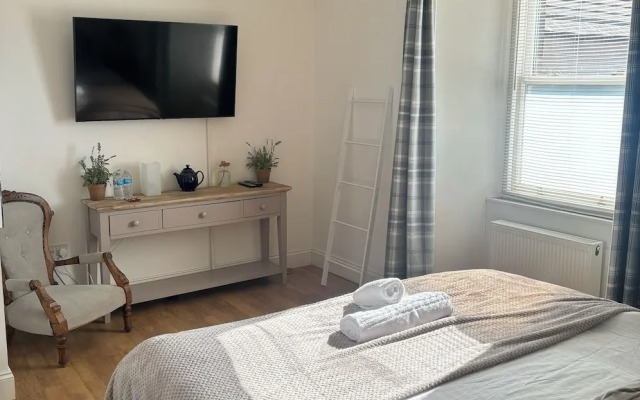 No. 1 High Street - Boutique Rooms