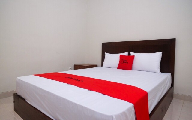RedDoorz Syariah near Transmart Pabelan Solo