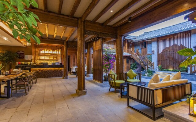 Lijang First Bay Hotel