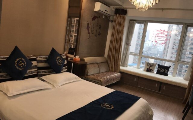 Qingfengxiaozhu Hotel