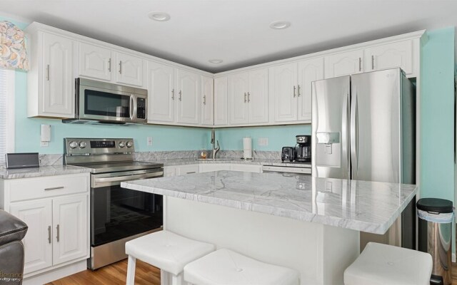 Wc5700 Atlantic Avenue, 2nd Floor