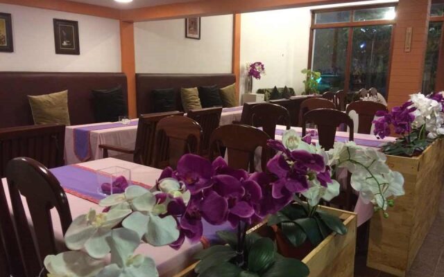 Kanika Hotel & Service Apartment