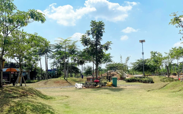 Cozy And Good Studio Sayana Bekasi Apartment