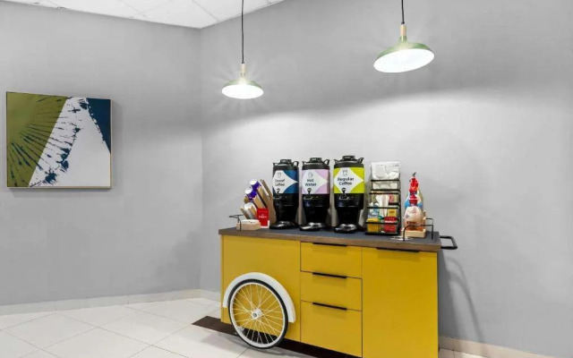 Spark by Hilton Bensalem Philadelphia