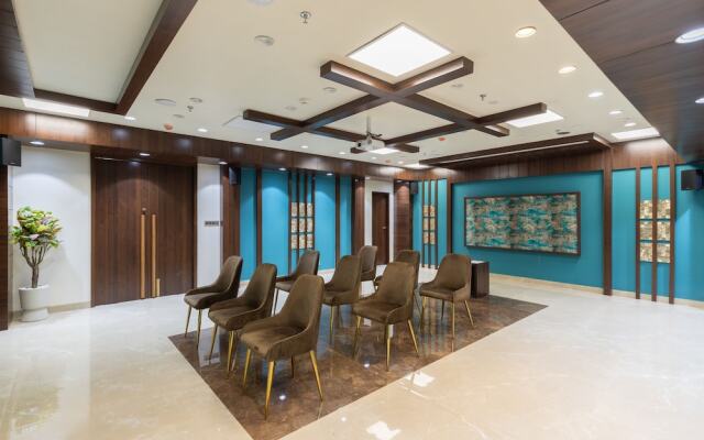 Royal Rawal - Luxury Boutique Hotel