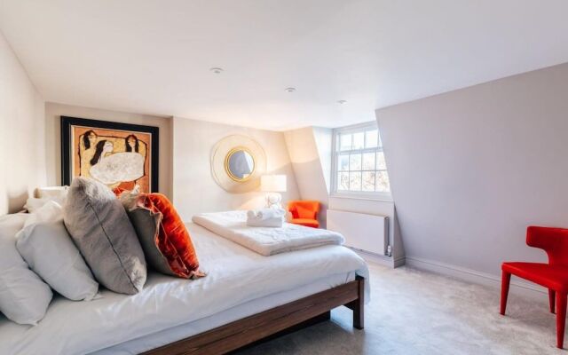 Modern Central Bath Apartment