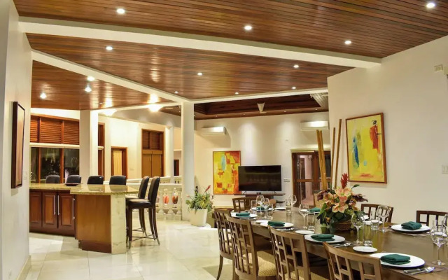Sheriva Luxury Villas and Suites