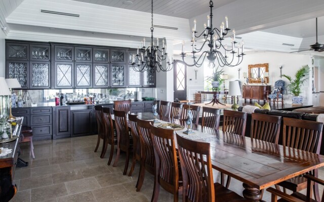 Snaresbrook Manor 8 Bedroom Home