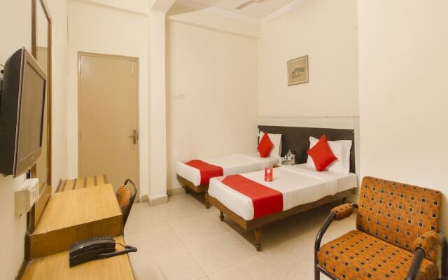 OYO 11321 Hotel Goutham Residency