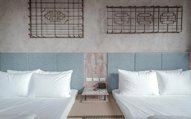 Somer Chew Hotel