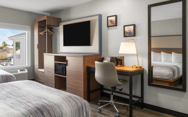 AmericInn by Wyndham Urbana/Champaign University Area