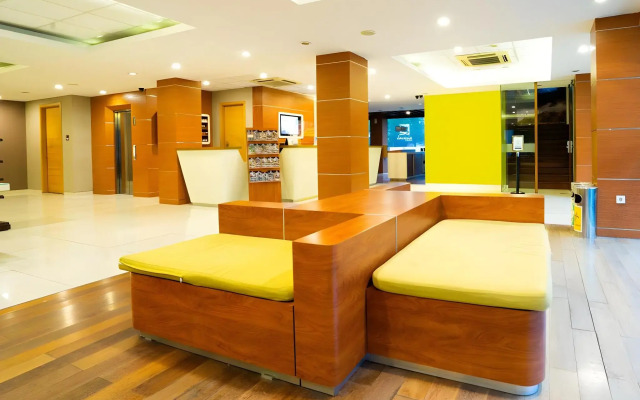 Citihub Hotel @Pecindilan, Surabaya