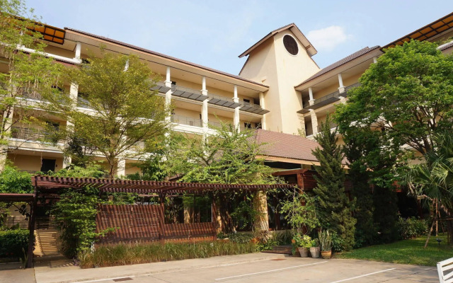 Suparee Parkview Hotel