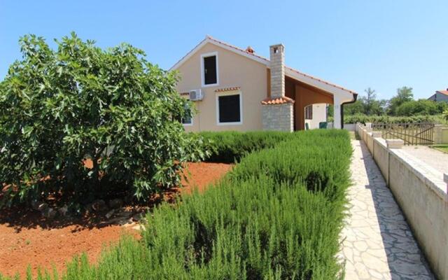 Holiday Home Deni