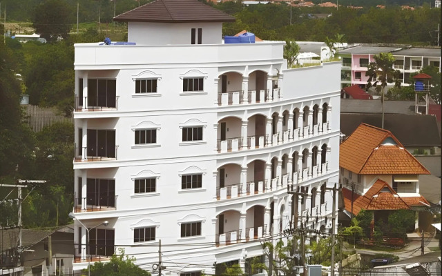 The Orchid Kathu Height Serviced Apartment