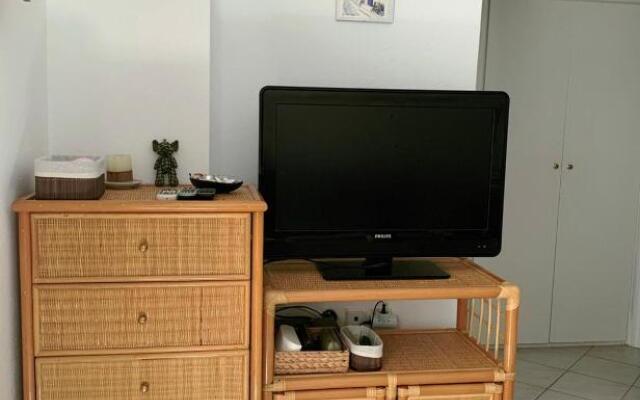 Nice homely 2-bedroom apartment close to the beach