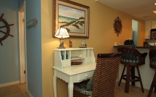 Cyndy s Beach House TS528