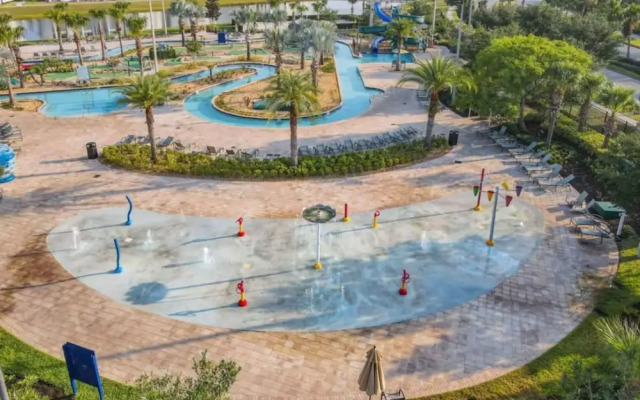 A-vengers 4791 Stunninghouse Lake Disney