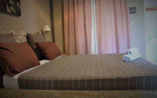 Cahaya Home – Guest Rooms – Gili Air