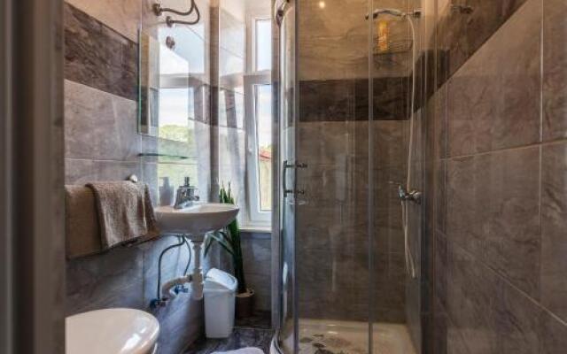 Guest House ZoNa
