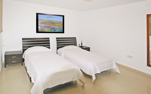 Villa ATHVOT9